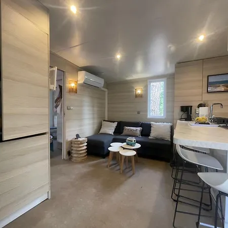 Mobile 3 Terrasse 50 M2 *