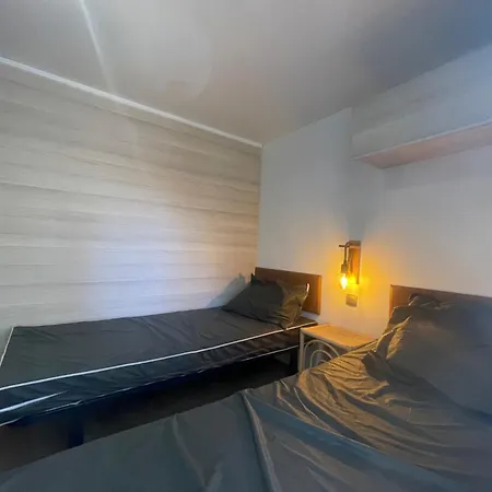 Mobile 3 Terrasse 50 M2 אתר קמפינג *
