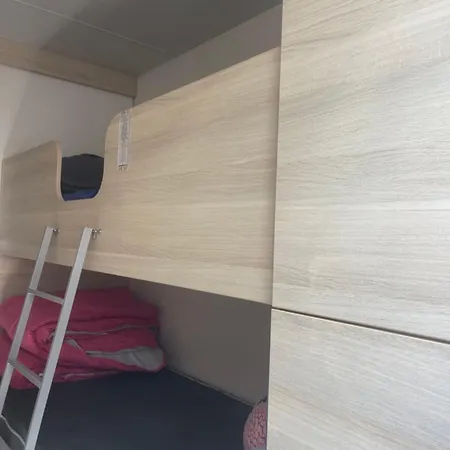 אתר קמפינג Mobile 3 Terrasse 50 M2
